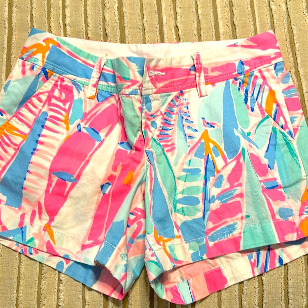 Lilly Pulitzer short. Size 4.